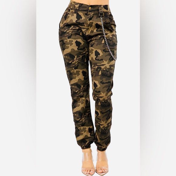 NEW!! Camo denim W Chain Stretch Camouflage Sexy Cargo Style Pants NWT - Picture 3 of 9